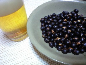 ビールと一緒に！　っぷふぁぁぁ～、ポリっ、ぽりっ・・・最高！